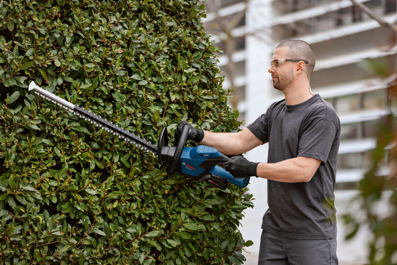 BOSCH Akku-Heckenschere GHE 18V-60