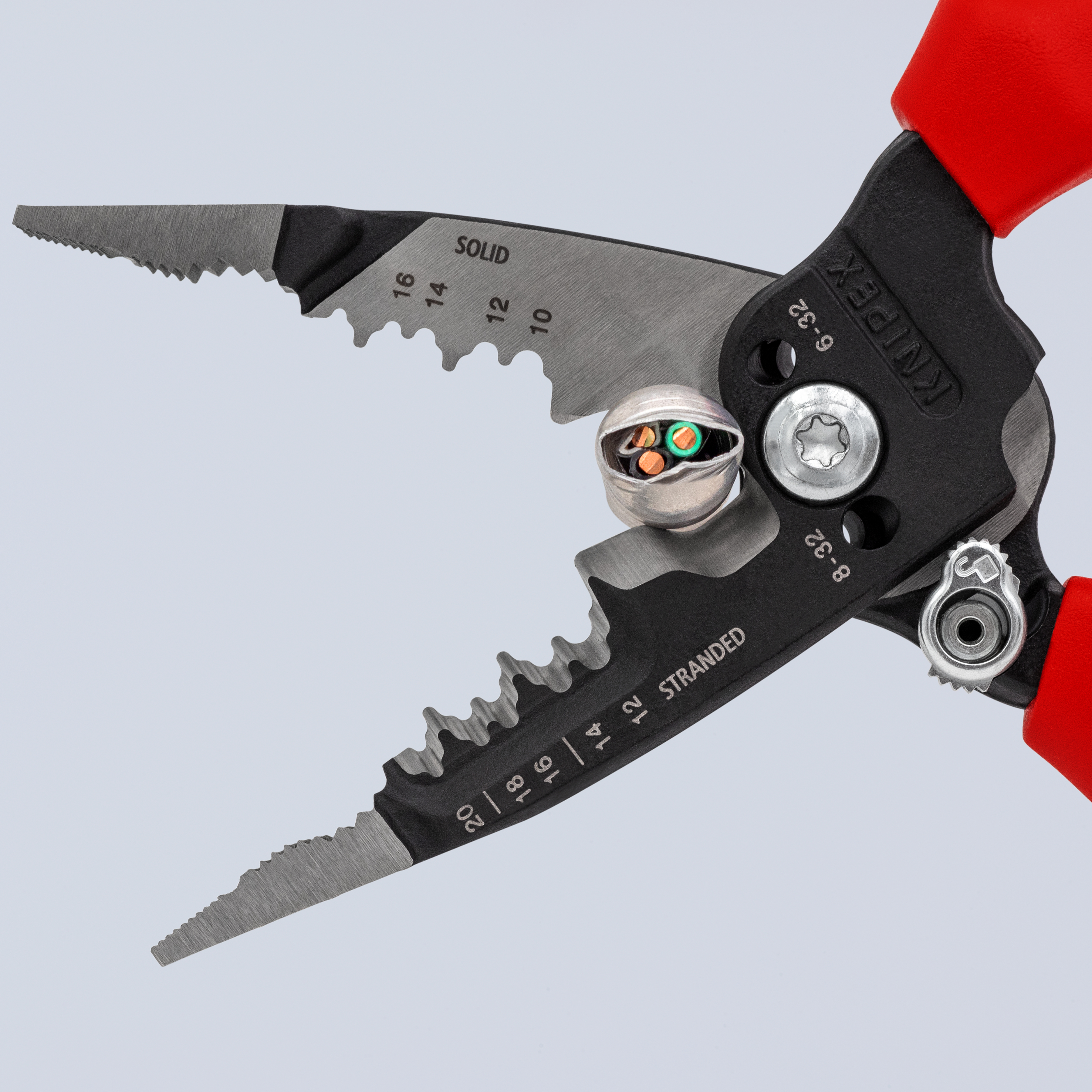 KNIPEX KNIPEX 13 72 8 WireStripper Multifunktions-Elektrikerzangen amerikanisches Modell 200 mm schwarz atramentiert mit Mehrkomponenten-Hüllen poliert KNIPEX KNIPEX 13 72 8 WireStripper Multifunktions-Elektrikerzangen amerikanisches Modell 200 mm schwarz atramentiert mit Mehrkomponenten-Hüllen poliert