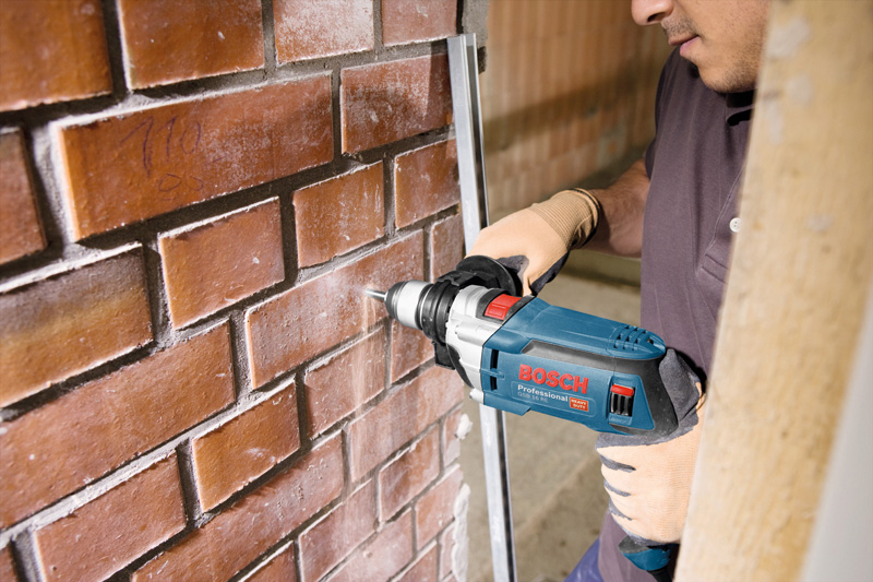 BOSCH Schlagbohrmaschine GSB 16 RE im Handwerkerkoffer BOSCH Schlagbohrmaschine GSB 16 RE im Handwerkerkoffer