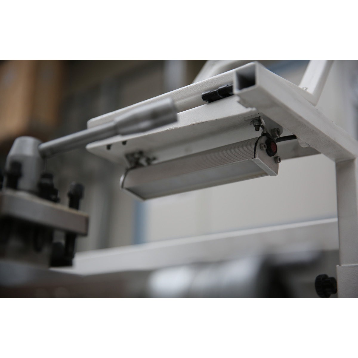STÜRMER Leit- und Zugspindeldrehmaschine Optimum OPTIturn TM 3310D