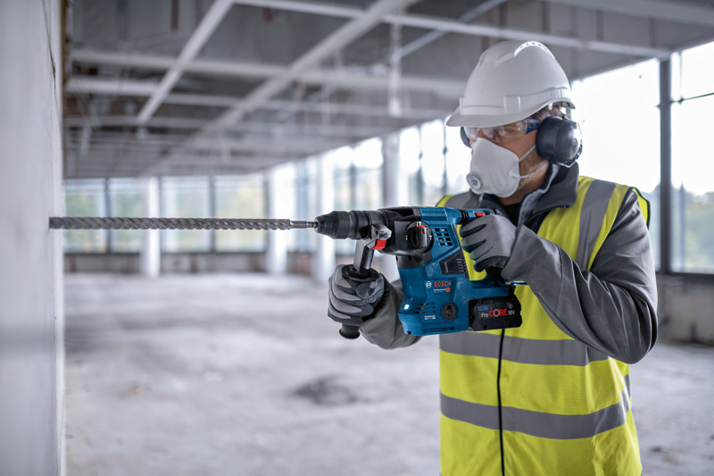 BOSCH Akku-Bohrhammer mit SDS plus GBH 18V-28 CF, L-BOXX 238, L-BOXX-Einlage