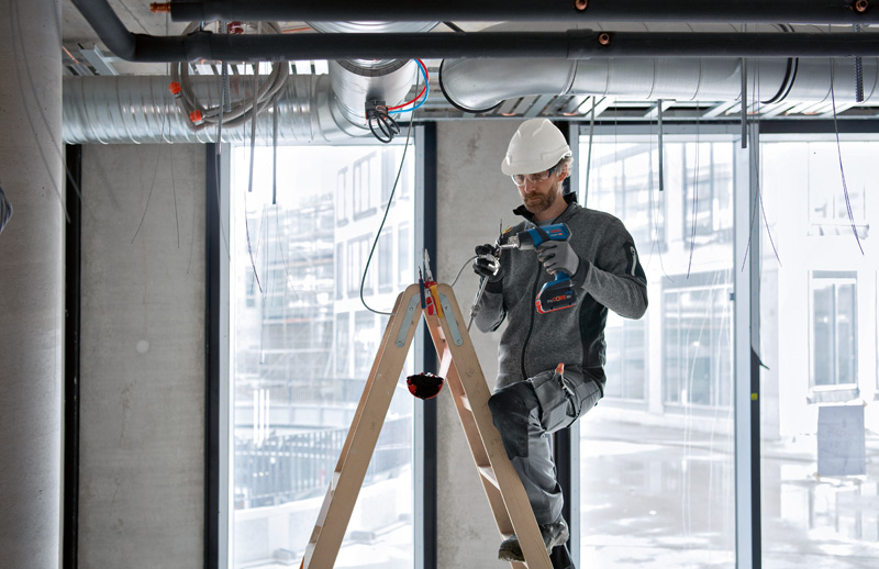 BOSCH Akku-Heißluftgebläse GHG 18V-50 im Karton