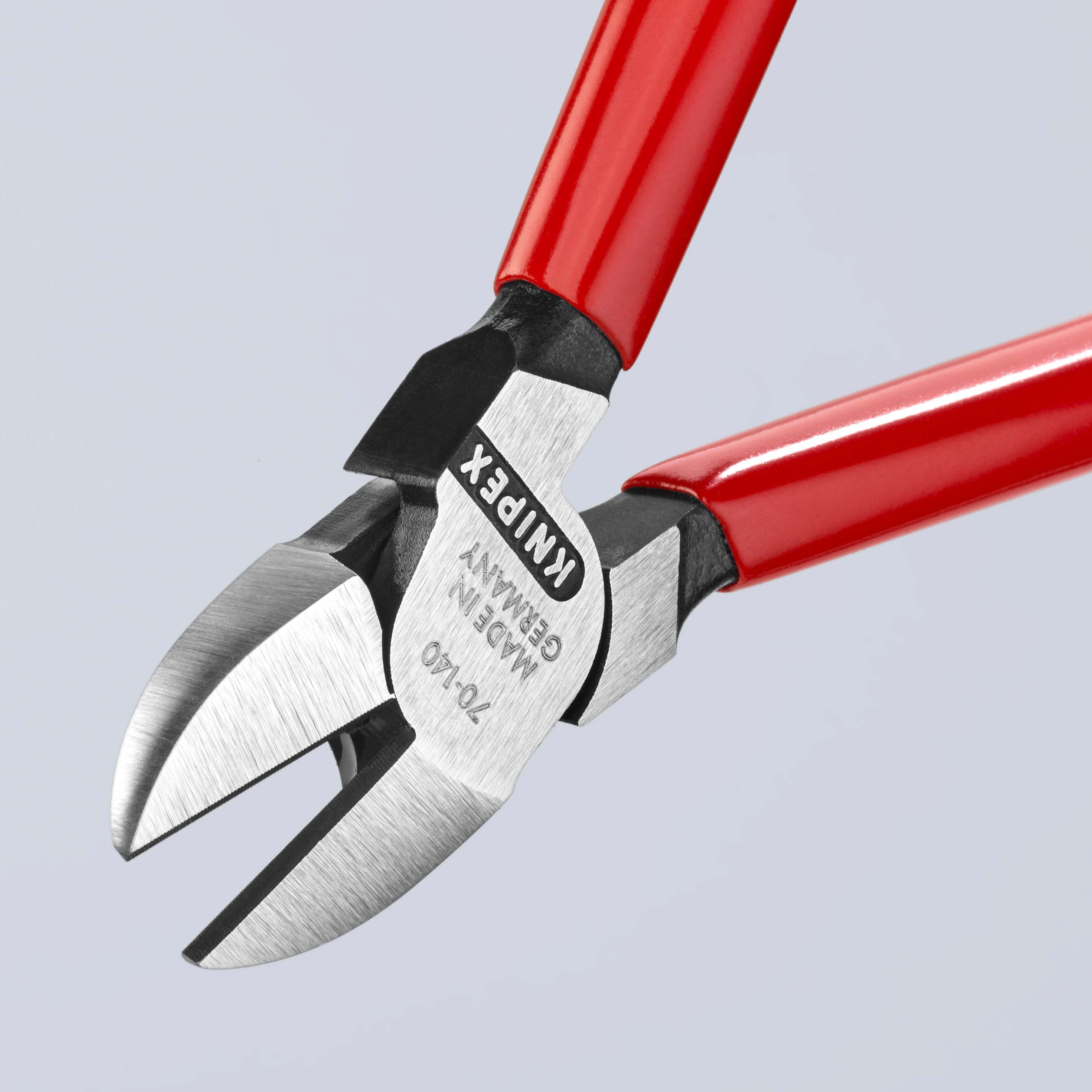KNIPEX KNIPEX 70 01 140 Seitenschneider 140 mm schwarz atramentiert mit Kunststoff überzogen poliert