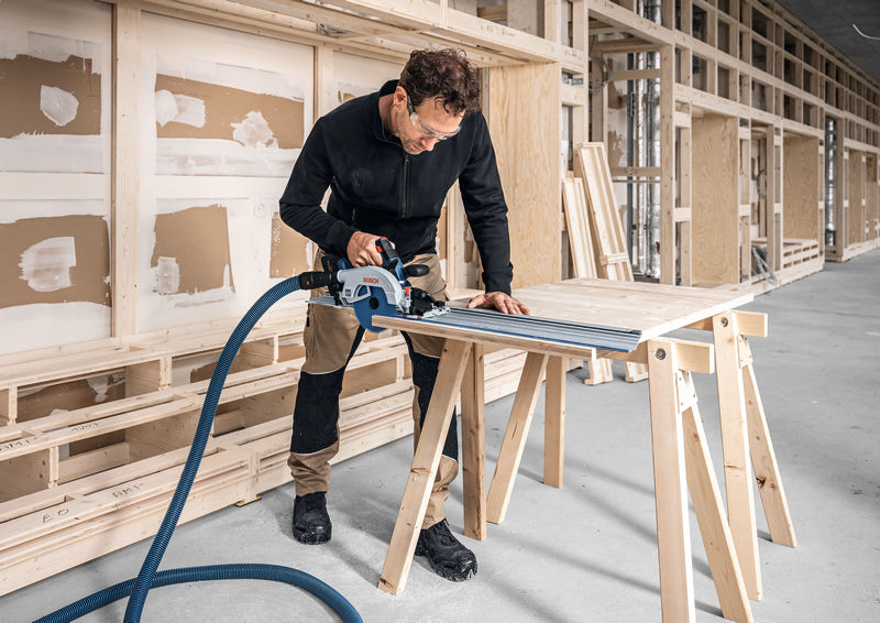 BOSCH Akku-Kreissäge GKS 18V-57-2 GX, Karton + FSN 440 BOSCH Akku-Kreissäge GKS 18V-57-2 GX, Karton + FSN 440