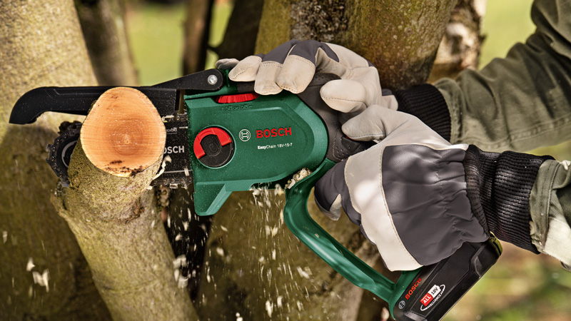 BOSCH Akku-Kettensäge EasyChain 18V-15-7 BOSCH Akku-Kettensäge EasyChain 18V-15-7