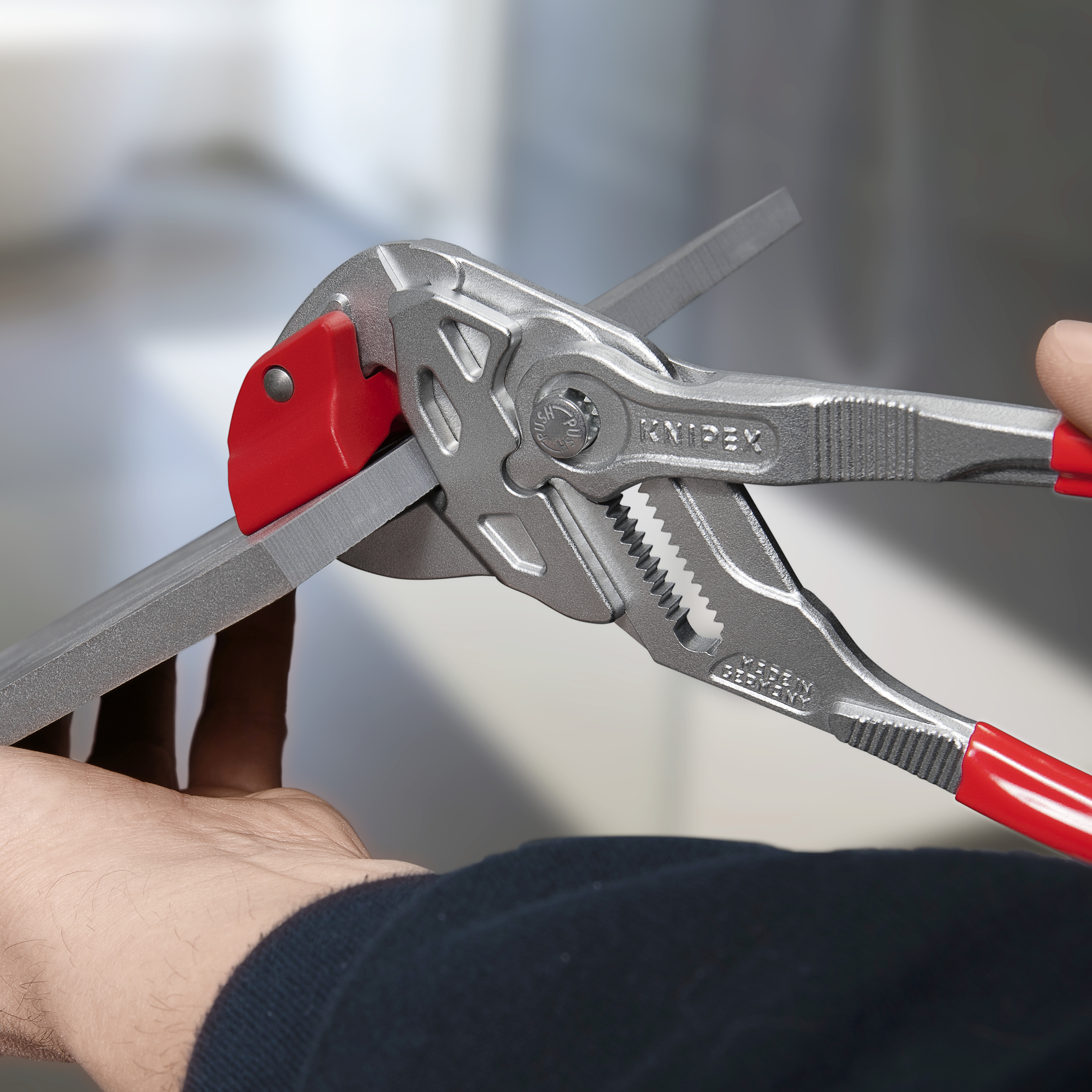 KNIPEX KNIPEX 91 13 250 Fliesenbrechzange 250 mm verchromt mit Kunststoff überzogen