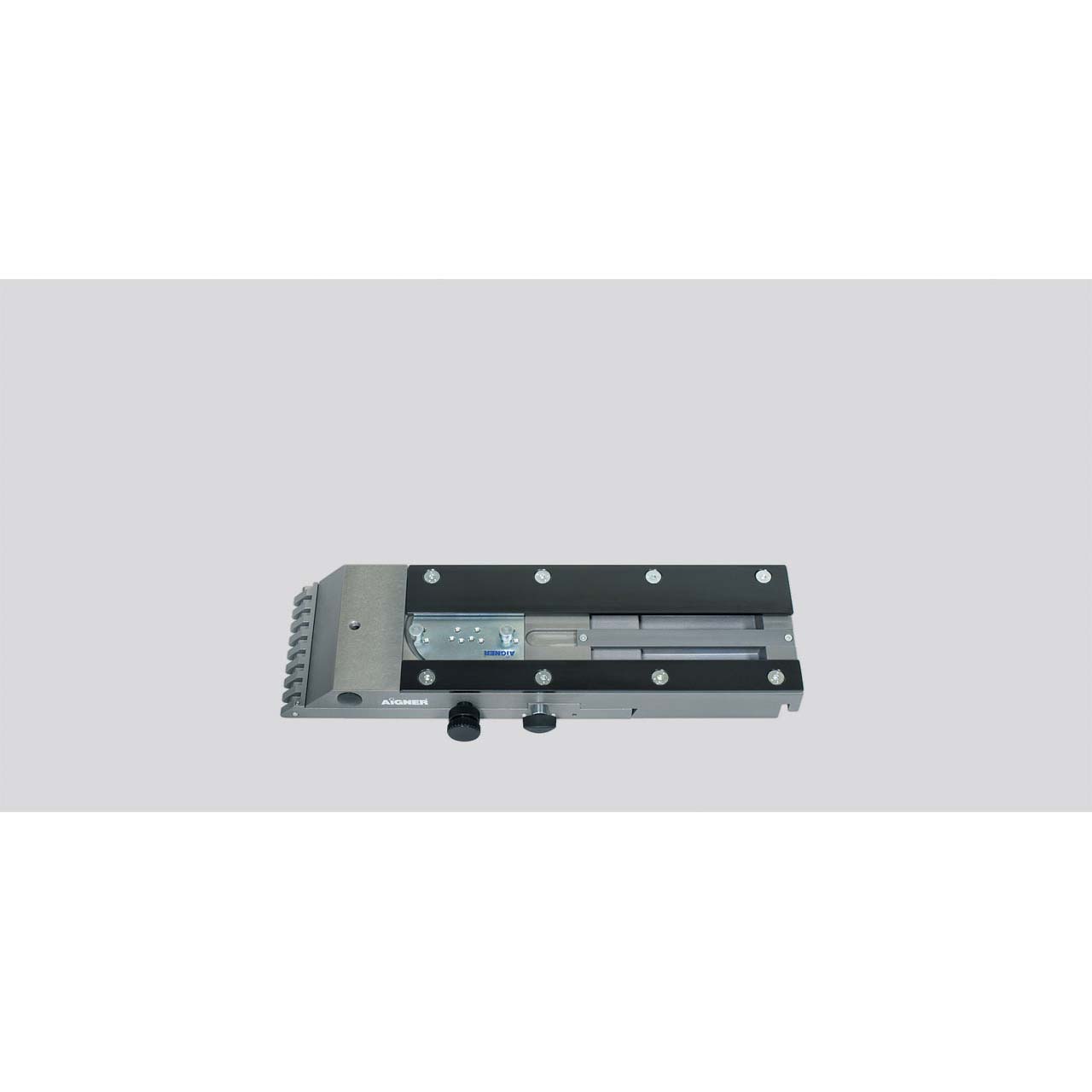 AIGNER Integralanschlag 650/500 mm für SCM