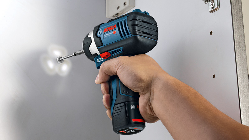 BOSCH Akku-Drehschlagschrauber GDR 12V-105 in L-BOXX BOSCH Akku-Drehschlagschrauber GDR 12V-105 in L-BOXX