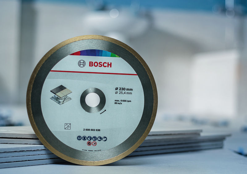 BOSCH Ceramic Trennscheibe, 230 x 7 mm, Bohrung 25,4 mm BOSCH Ceramic Trennscheibe, 230 x 7 mm, Bohrung 25,4 mm