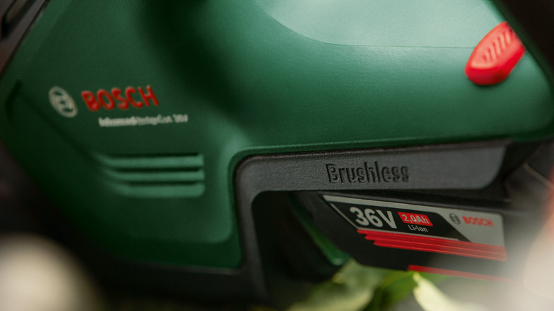 BOSCH Akku-Heckenschere AdvancedHedgeCut 36V-65-28 BOSCH Akku-Heckenschere AdvancedHedgeCut 36V-65-28