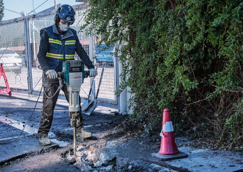 BOSCH PRO HEX 28-4C Spitzmeißel, 400 mm BOSCH PRO HEX 28-4C Spitzmeißel, 400 mm