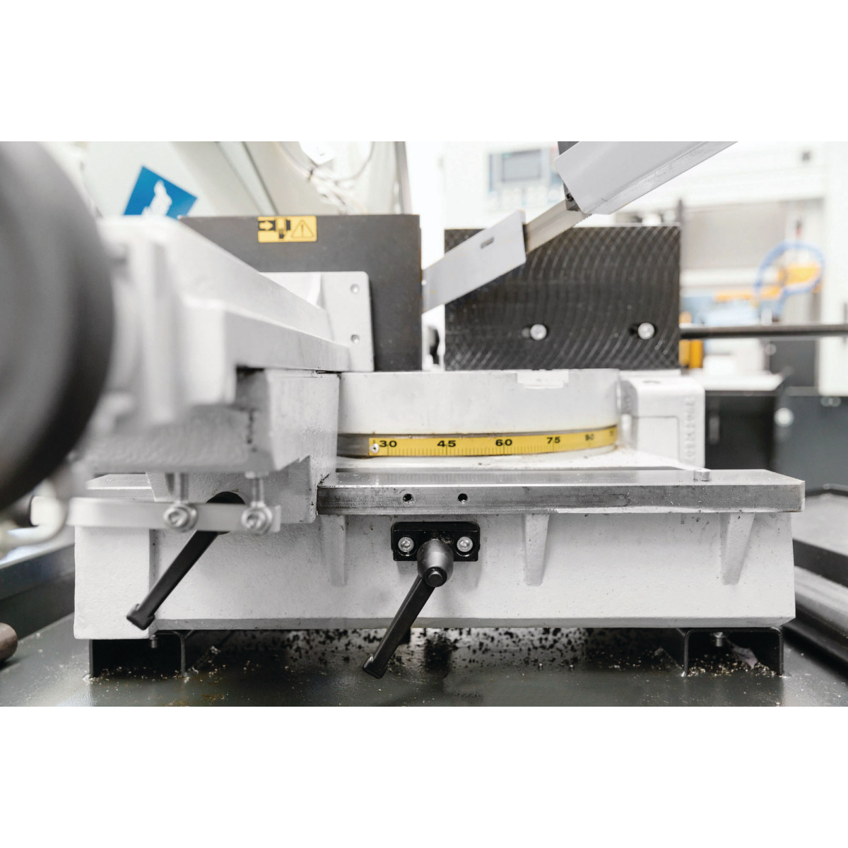 METALLKRAFT Schwenkrahmen-Metallbandsäge BMBS 300 x 320 H-DG