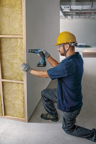 BOSCH Akku-Trockenbauschrauber GTB 18V-45, 2 x Akku ProCORE18V 4.0Ah, Ladg. u. L-BOXX