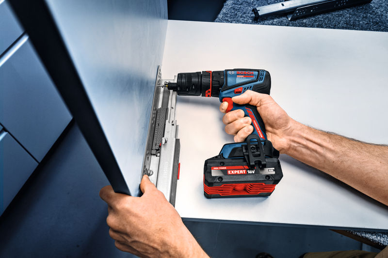 BOSCH EXPERT Akku-Bohrschrauber EXSR18V-90FC, 2 x EXBA18V-40, L-BOXX 136