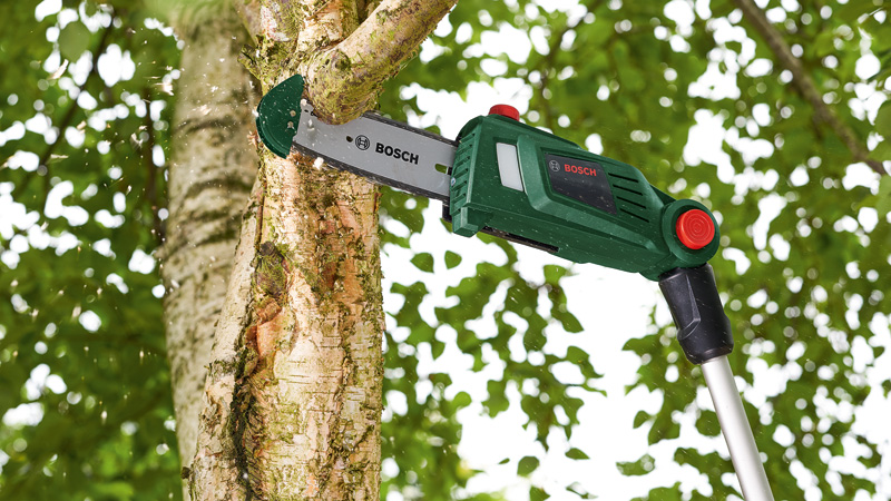 BOSCH Akku-Teleskop-Hochentaster UniversalChainPole 18