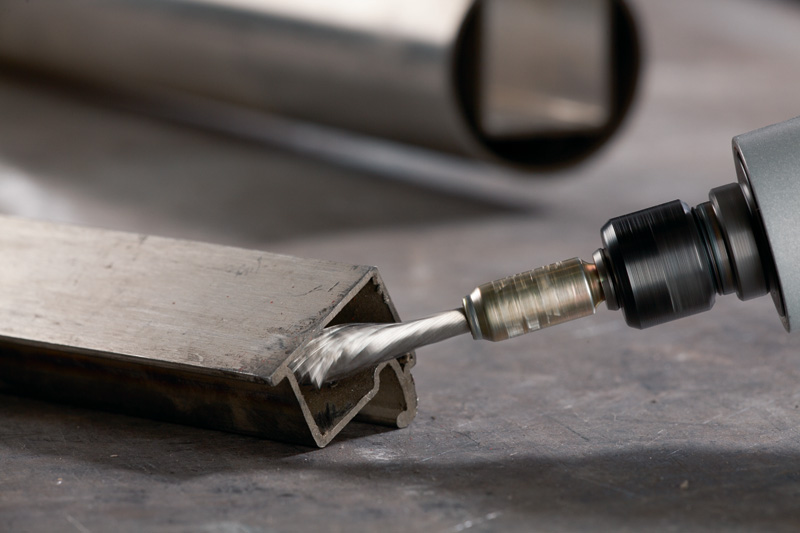 BOSCH PRO Stainless Steel heavy Pinselbürste, gerader Schaft, 19 x 0,35 mm BOSCH PRO Stainless Steel heavy Pinselbürste, gerader Schaft, 19 x 0,35 mm