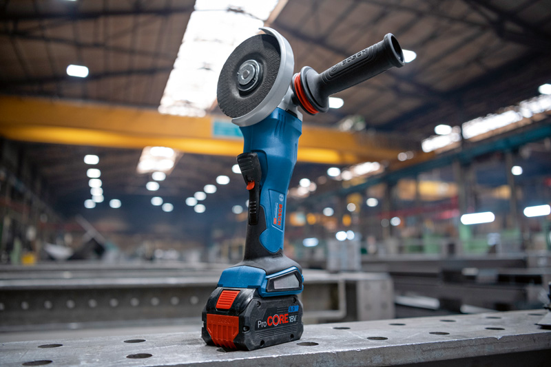 BOSCH Akku-Winkelschleifer BITURBO GWS 18V-15 P BOSCH Akku-Winkelschleifer BITURBO GWS 18V-15 P