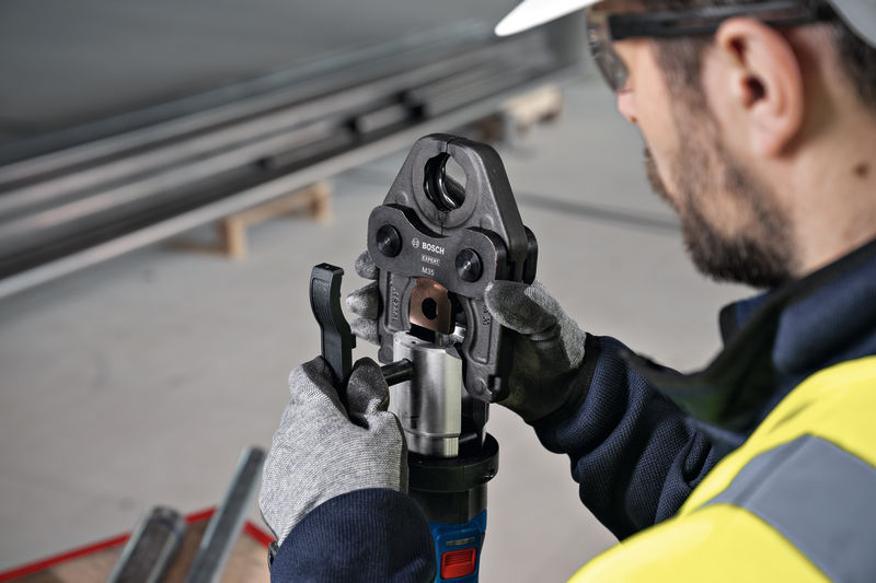 BOSCH Akku-Presswerkzeug GPT 18V-32, 1 x XL-BOXX