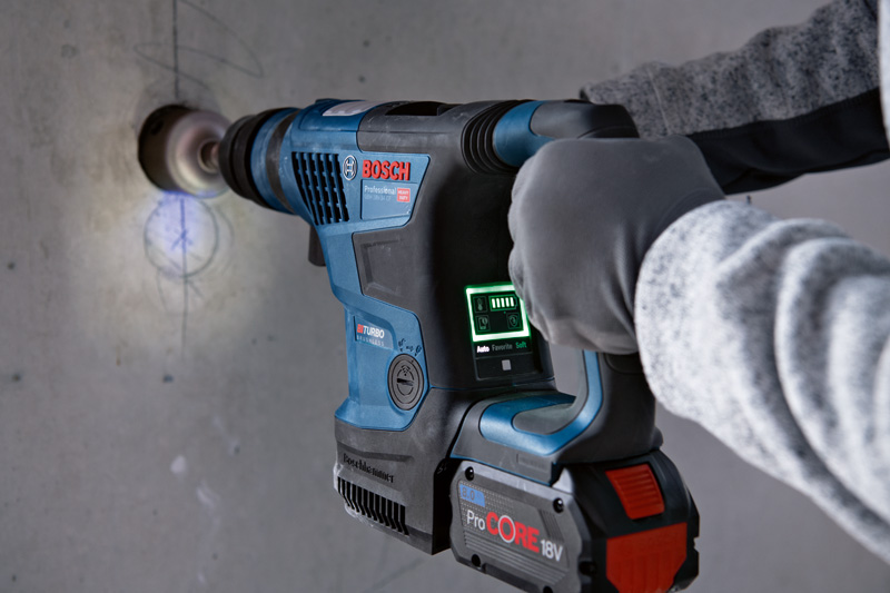BOSCH Akku-Bohrhammer GBH 18V-34 CF mit 2x 5,5 Ah Akku ProCORE18V, Tiefenanschlag BOSCH Akku-Bohrhammer GBH 18V-34 CF mit 2x 5,5 Ah Akku ProCORE18V, Tiefenanschlag