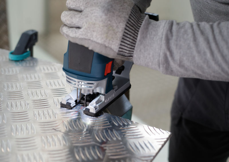 BOSCH PRO Alu T127D Stichsägeblatt, 100 mm, 100-tlg. BOSCH PRO Alu T127D Stichsägeblatt, 100 mm, 100-tlg.
