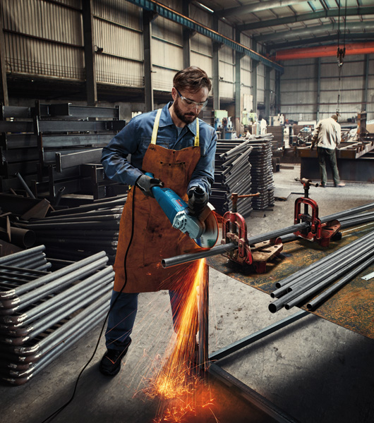 BOSCH Winkelschleifer GWS 22-230 J inkl. Diamant-Trennscheiben