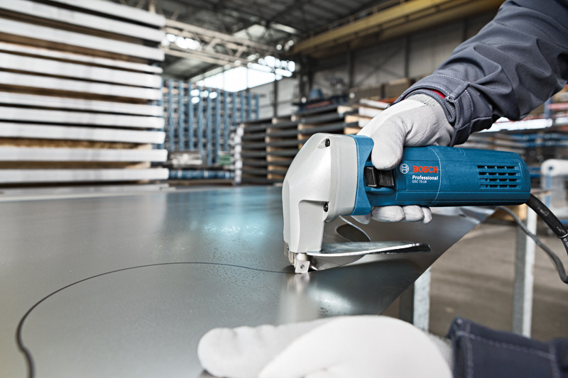 BOSCH Schere GSC 75-16 im Karton BOSCH Schere GSC 75-16 im Karton