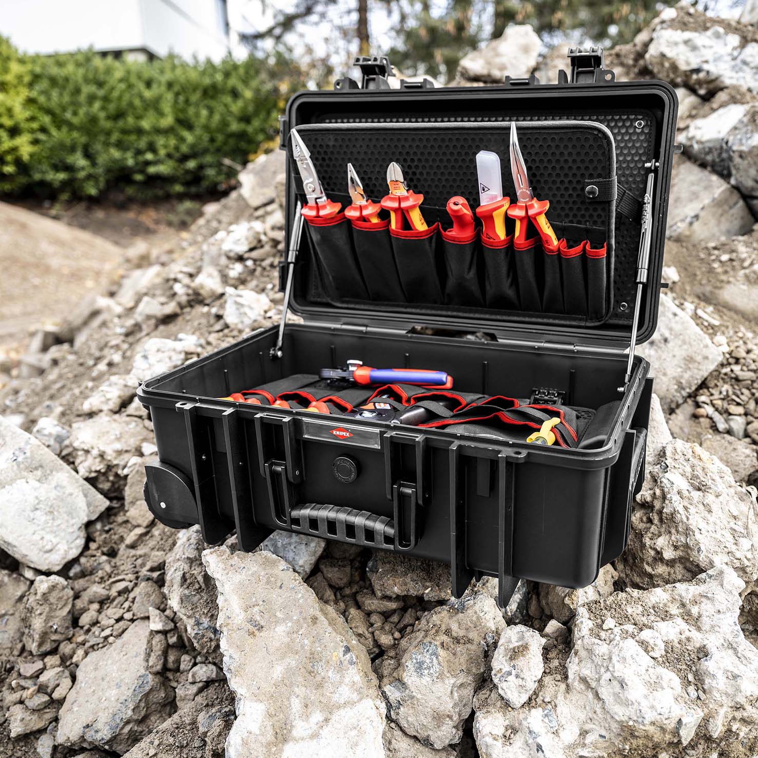 KNIPEX KNIPEX 00 21 33 E Werkzeugkoffer "Robust26 Move" Elektro 22-teilig 550 mm KNIPEX KNIPEX 00 21 33 E Werkzeugkoffer "Robust26 Move" Elektro 22-teilig 550 mm