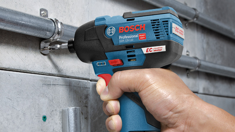 BOSCH Akku-Drehschlagschrauber GDR 12V-110 in L-BOXX
