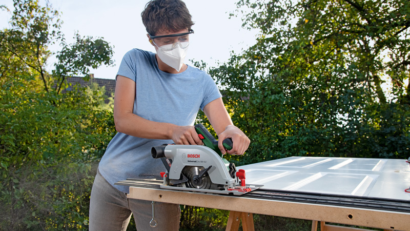BOSCH Akku-Kreissäge UniversalCirc 18V-53, 1 x Akku PBA 18V 2.5Ah BOSCH Akku-Kreissäge UniversalCirc 18V-53, 1 x Akku PBA 18V 2.5Ah