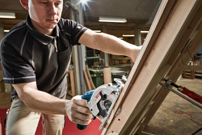 BOSCH Akku-Kreissäge GKS 12V-26, mit 2 x 3.0 Ah Li-Ion Akku, L-BOXX BOSCH Akku-Kreissäge GKS 12V-26, mit 2 x 3.0 Ah Li-Ion Akku, L-BOXX