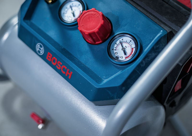 BOSCH Akku-Kompressor GKO18V-51