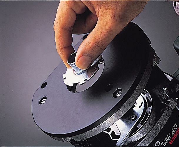 BOSCH Kopierhülse für Bosch-Oberfräsen, mit Schnellverschluss, 16 mm