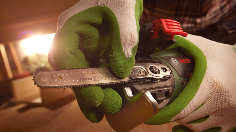 BOSCH Akku-Säge EasyCut 12 mit NanoBlade-Technologie, 1 x PBA 12V 2.0 Ah Akku BOSCH Akku-Säge EasyCut 12 mit NanoBlade-Technologie, 1 x PBA 12V 2.0 Ah Akku