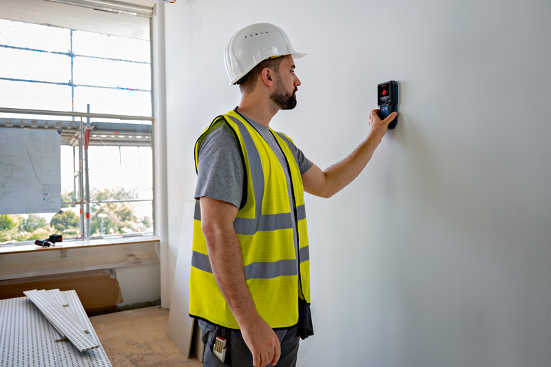 BOSCH Ortungsgerät GMS 120-27 mit Tasche, BA 3.7V 1.0Ah A und USB-C™-Kabel