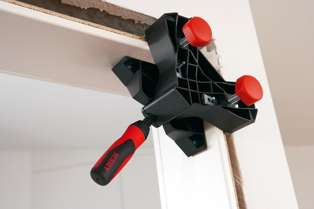 BESSEY Winkel-Türfutter-Richtzwinge WTR BESSEY Winkel-Türfutter-Richtzwinge WTR