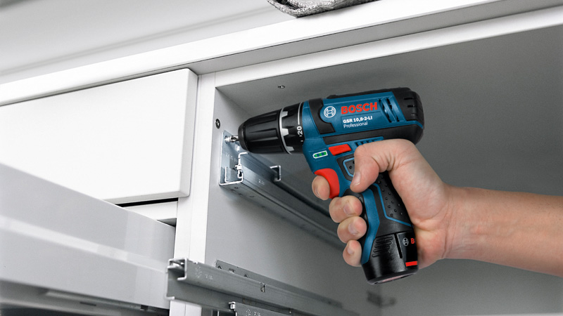 BOSCH Akku-Schlagbohrschrauber GSB 12V-15, 2 x Akku GBA 12V 2.0Ah