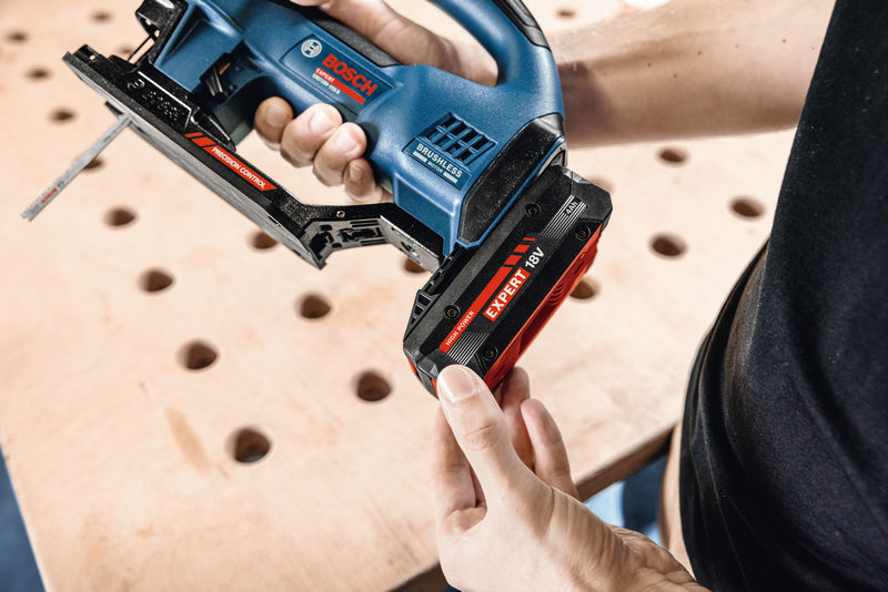 BOSCH EXPERT Stichsäge EXST18V-155B