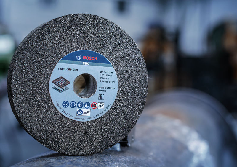BOSCH PRO Metal Schleifscheibe, 100 x 27 x 20 mm, K24 BOSCH PRO Metal Schleifscheibe, 100 x 27 x 20 mm, K24