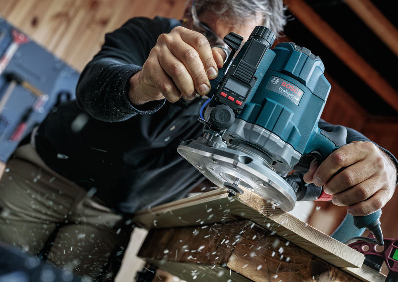 BOSCH PRO Zinkenfräser, 15°, Schaft 1/4"