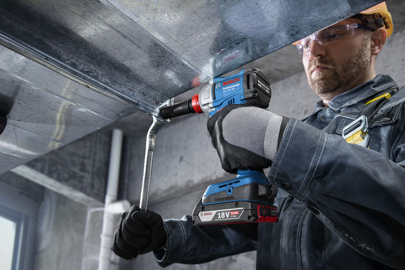 BOSCH Akku-Drehschlagschrauber GDX 18V-285, L-BOXX 136