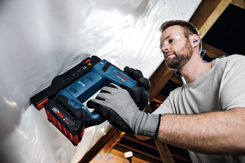 BOSCH Akku-Holzklammerer GTH 18V-14