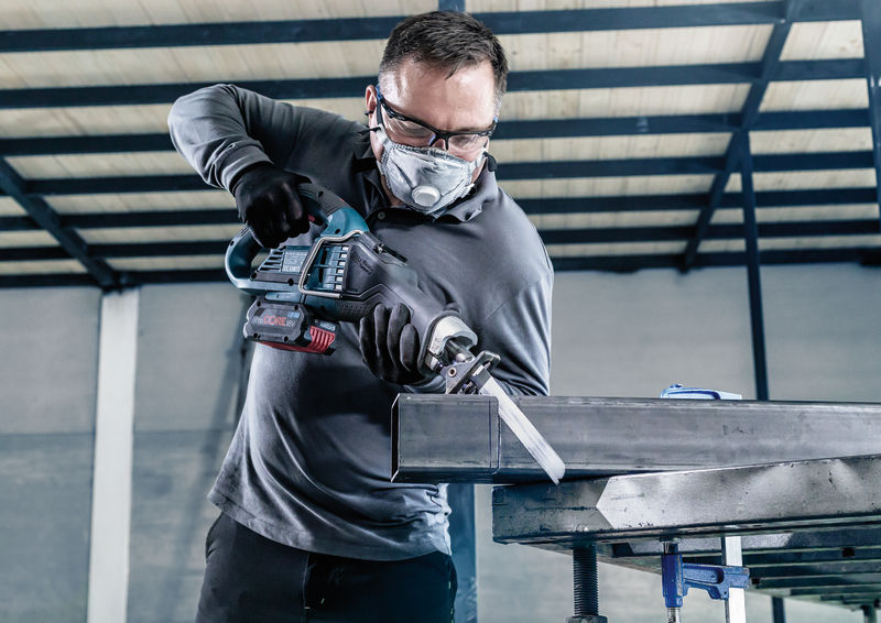 BOSCH PRO Medium-Thick Metal precise S1137BEF Säbelsägeblatt, 1,1x25x225 mm, 25-tlg.