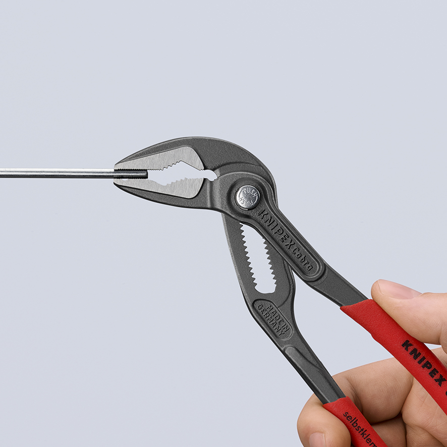 KNIPEX KNIPEX 87 51 180 Cobra® ES Wasserpumpenzange extra-schlank 180 mm grau atramentiert mit rutschhemmendem Kunststoff überzogen poliert KNIPEX KNIPEX 87 51 180 Cobra® ES Wasserpumpenzange extra-schlank 180 mm grau atramentiert mit rutschhemmendem Kunststoff überzogen poliert