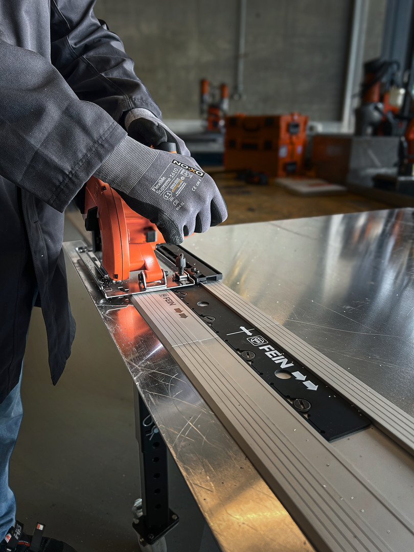 FEIN FEIN Kompakte Akku-Handkreissäge für Metall F-IRON Cut 57 AS