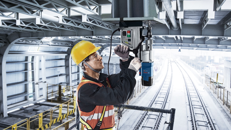 BOSCH Magnet-Kernbohrer GBM 50-2 im Handwerkerkoffer BOSCH Magnet-Kernbohrer GBM 50-2 im Handwerkerkoffer