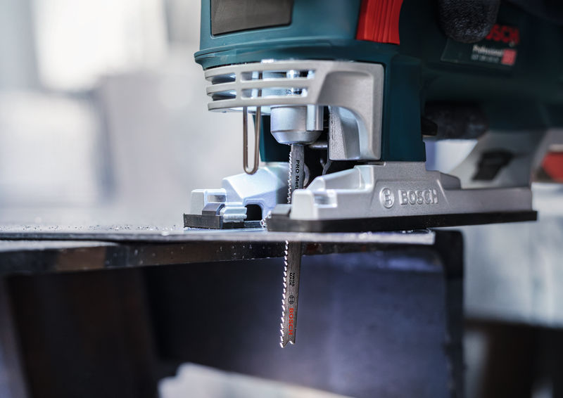 BOSCH PRO Metal thick and thin T123XF Stichsägeblatt, 100 mm, 25-tlg. BOSCH PRO Metal thick and thin T123XF Stichsägeblatt, 100 mm, 25-tlg.