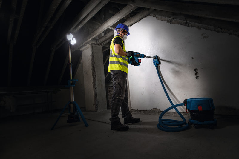 BOSCH Akku-Bauleuchte GLT 18V-5000