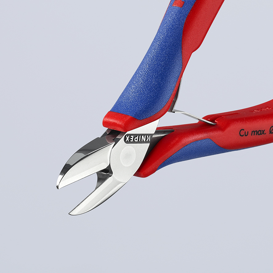 KNIPEX KNIPEX 77 02 130 Elektronik-Seitenschneider mit durchgestecktem Gelenk 130 mm mit Mehrkomponenten-Hüllen spiegelpoliert