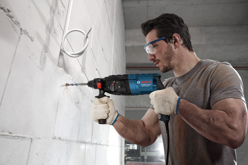 BOSCH Bohrhammer mit SDS plus GBH 240
