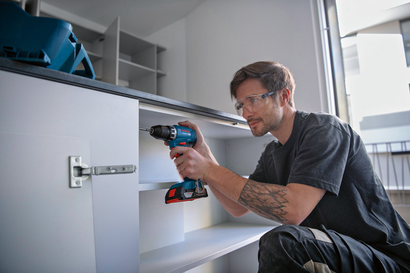 BOSCH Akku-Bohrschrauber GSR 18V-45, 2 Akku GBA 18V 3.0Ah in L-BOXX BOSCH Akku-Bohrschrauber GSR 18V-45, 2 Akku GBA 18V 3.0Ah in L-BOXX